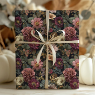 Whimsical Dark Moody Boho Floral Pink und Green Geschenkpapier