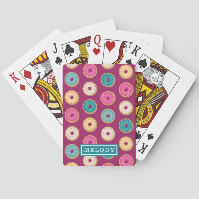 Whimsical Doughnut Pattern auf Lila Spielkarten (Rückseite)