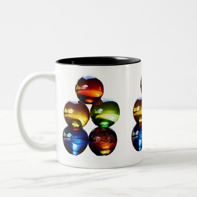 Whimsical Dreamy Tasse (Links)