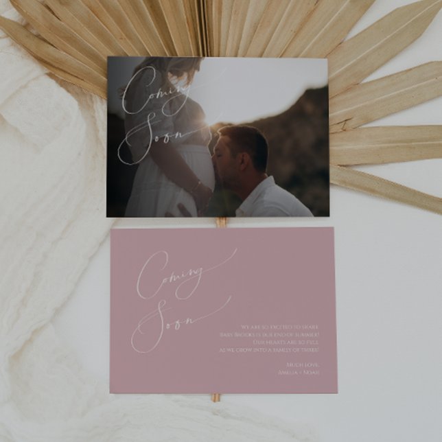 Whimsical Dusty Rose Schwangerschaft Ankündigung (Von Creator hochgeladen)