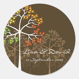 Whimsical Fall Bäume Moderne Herbstaufkleber Runder Aufkleber