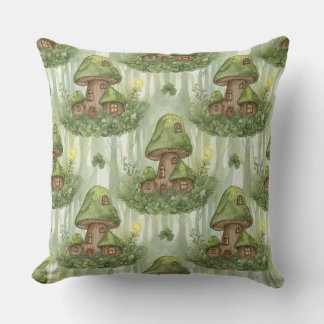 Whimsical Forest Mushroom Fairy House Pattern Kissen