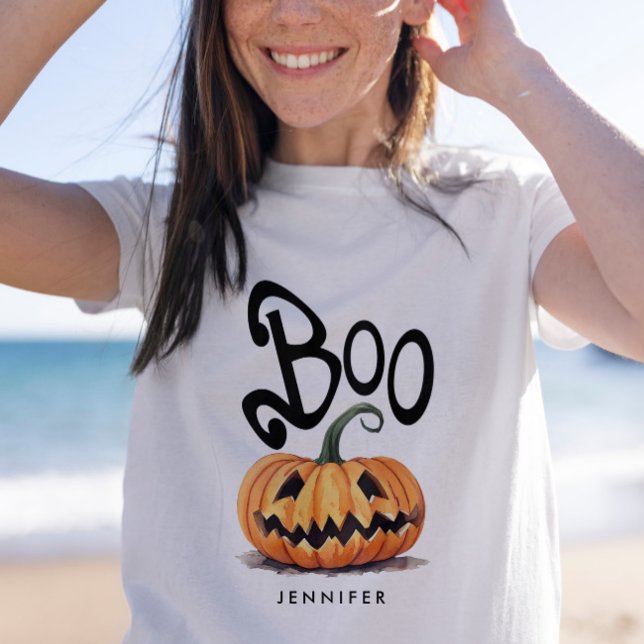 Whimsical Fun Boo Orange Pumpkin Spaß Typografie T-Shirt (Von Creator hochgeladen)