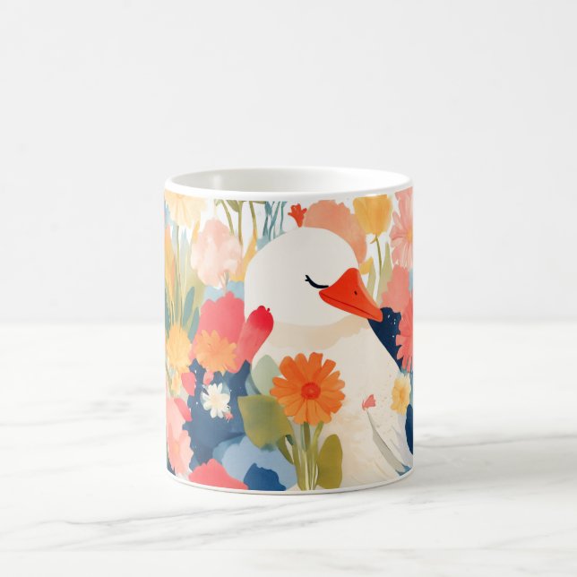 Whimsical Gans im blühenden Blumengarten Kaffeetasse (Mittel)