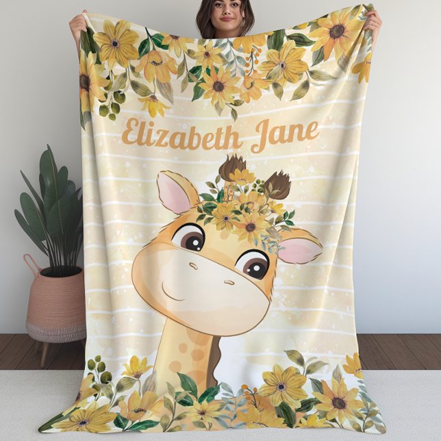 Whimsical Giraffe mit Sonnenblumen + Individuelle  Fleecedecke (Whimsical Giraffe with Sunflowers + Custom Name Fleece Blanket (L))