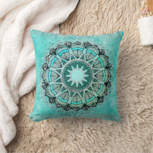 Whimsical Glittery Lotus Mandala Aquamarin Kissen