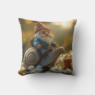 Whimsical Gnome on Snail Ride Magische Gartenlands Kissen