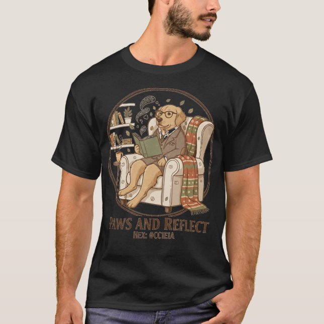 Whimsical Golden Retriever Reading Book Design T-Shirt (Vorderseite)