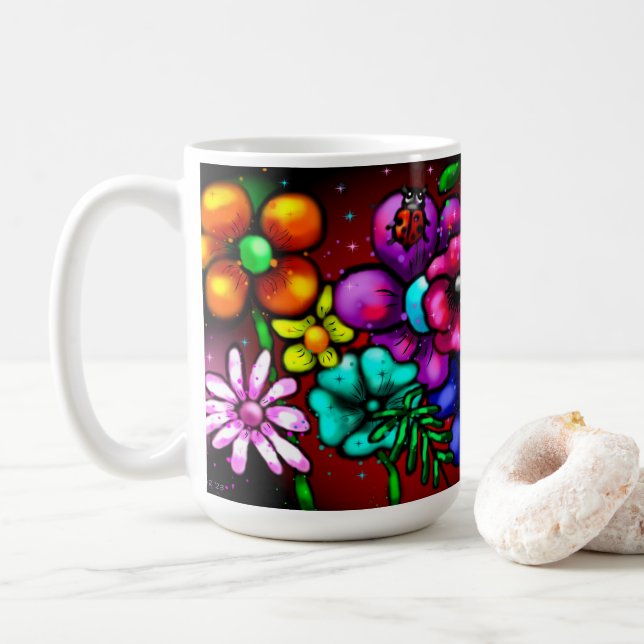 Whimsical Graffiti Style Blume Ladybug Kaffeetasse (Mit Donut)