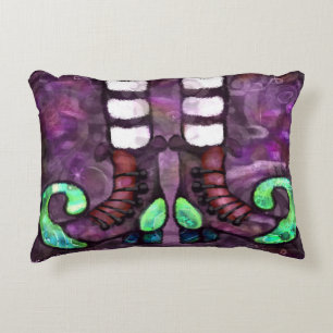 Whimsical Halloween Hexenstiefel Lila-grün Dekokissen