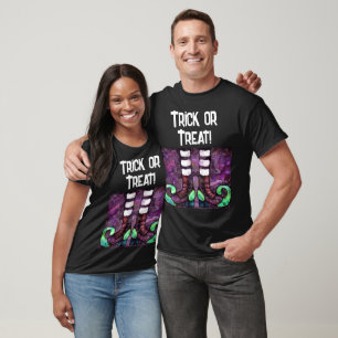 Whimsical Halloween Hexenstiefel Lila grün T-Shirt