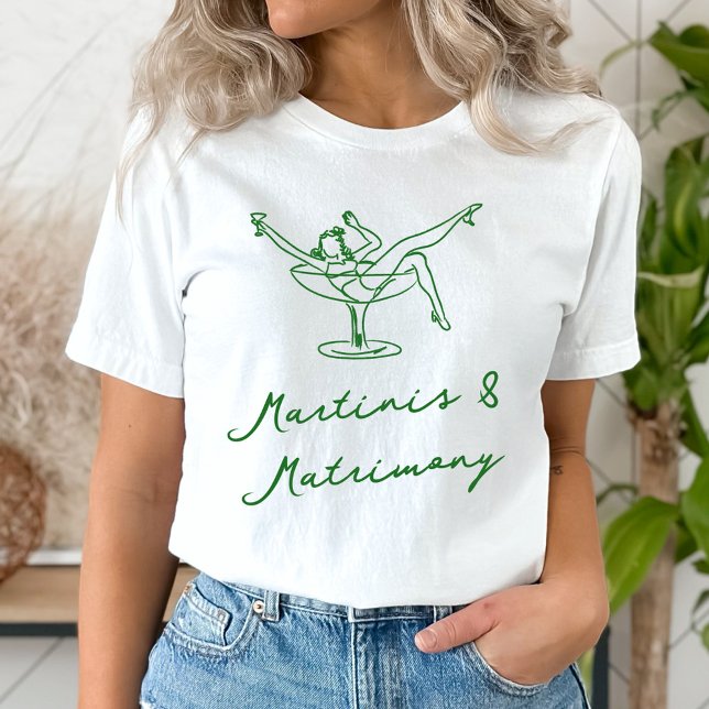 Whimsical Hand Drawn Green Martinis & Matrimone T-Shirt (Von Creator hochgeladen)