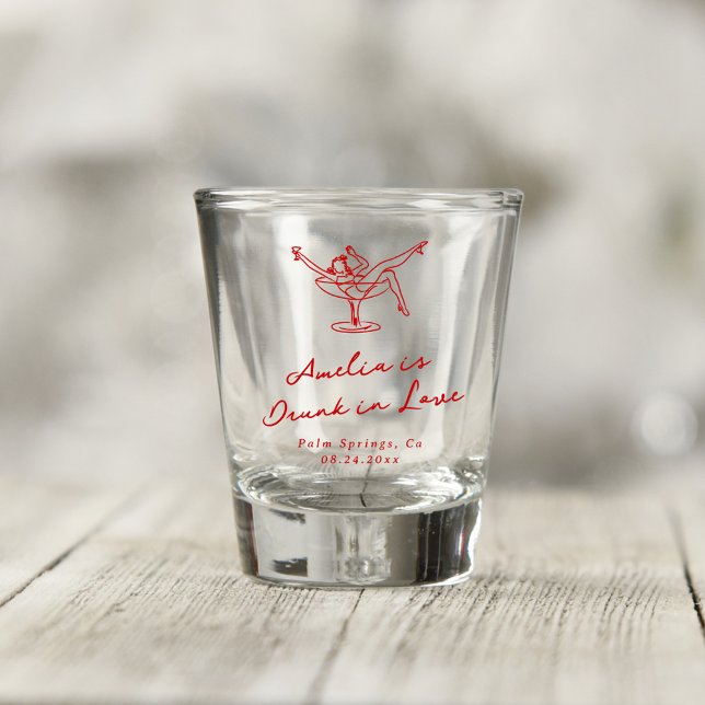 Whimsical Hand Drawn Red Bachelorette Schnapsglas (Von Creator hochgeladen)