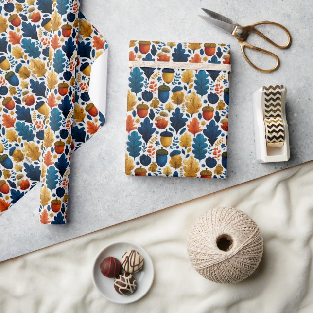 Whimsical Herbstbeizen & Blätter in Blau, Orange Geschenkpapier (Kunsthandwerk)