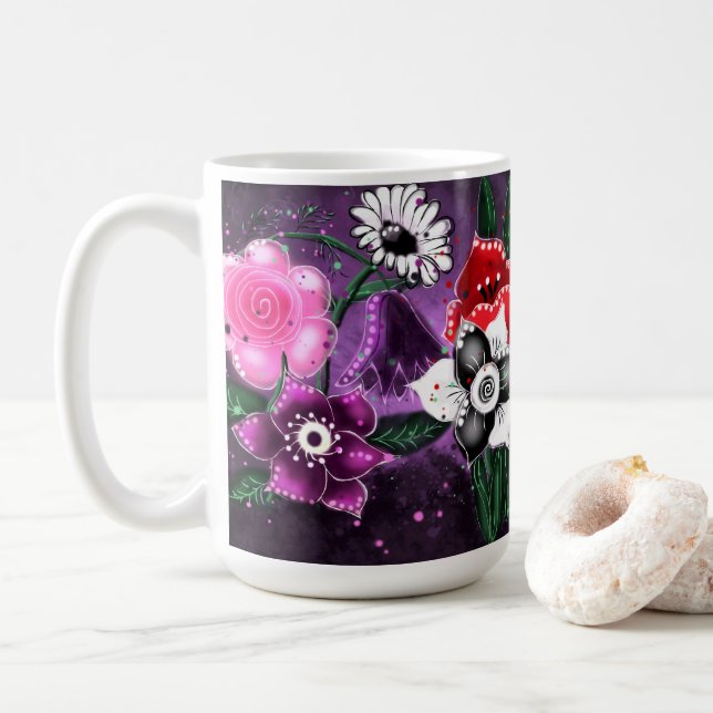 Whimsical Lila Black Pink Daisy Daffodil Kaffeetasse (Mit Donut)