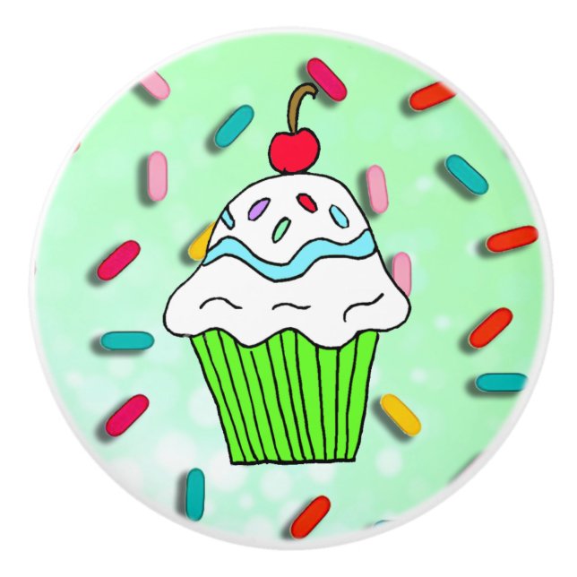 Whimsical Lime Green Cupcake mit Cherry oben Keramikknauf (Vorderseite)