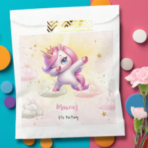 Whimsical magic pink dabbing unicorn Kindergeburts