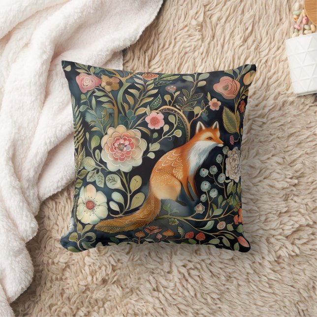 Whimsical Moody Dark Floral Fox und Blume Kissen (Decke)