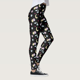 Whimsical Moon, Stars und Wolkenmuster auf schwarz Leggings