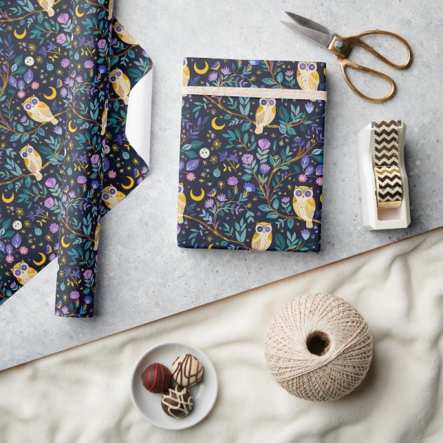 Whimsical Night Owl Muster - Bezaubernder Wald Geschenkpapier (Kunsthandwerk)