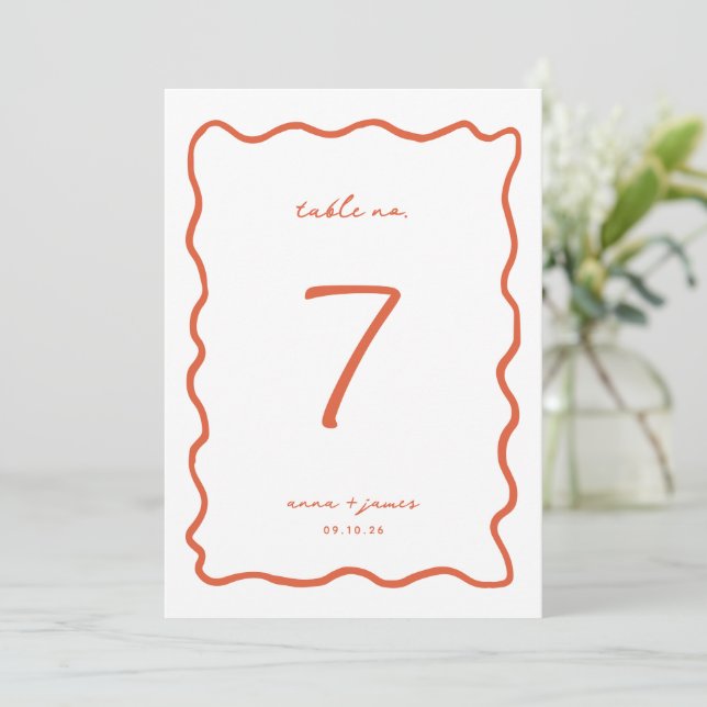 Whimsical Orange Wedding Tischnummer Card (Stehend Vorderseite)