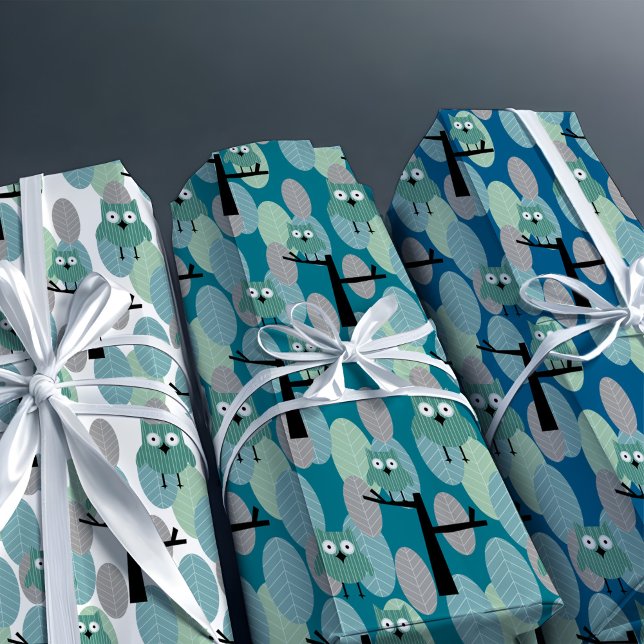 Whimsical Owl Modern Retro Woodland Aquamarin Blau Geschenkpapier Set (Playful woodland owls in trendy retro modern style, teal blue green forest graduation gift wrap)