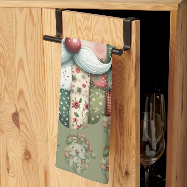 Whimsical Patchwork Santa Folk Christmas Geschirrtuch (Drittel gefaltet)