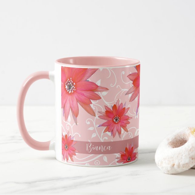 Whimsical Red Blume Wirble Blätter Name Pink hinzu Tasse (Mit Donut)