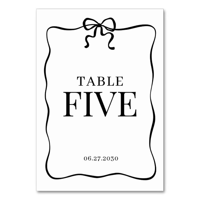Whimsical schwarze Fliege Monogramm Hochzeit Tischnummer (Vorderseite)