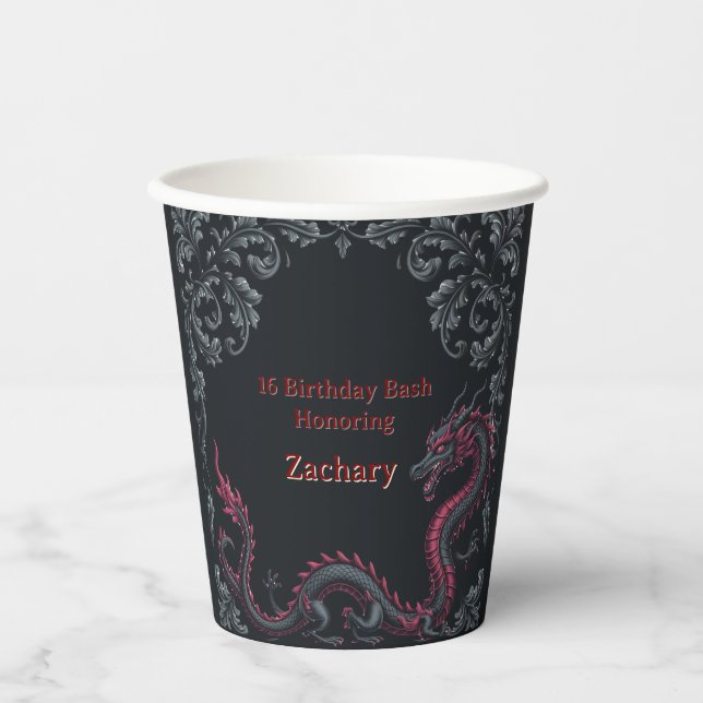 Whimsical Schwarzer Roter Drache Damast Sweet 16 B Pappbecher (Vorderseite)