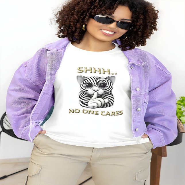 Whimsical Silence Zebra Striped Cats Playful Gag T-Shirt (Von Creator hochgeladen)