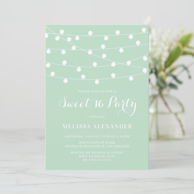 Whimsical String Lights Mint Green Sweet 16 Party Einladung (Stehend Vorderseite)