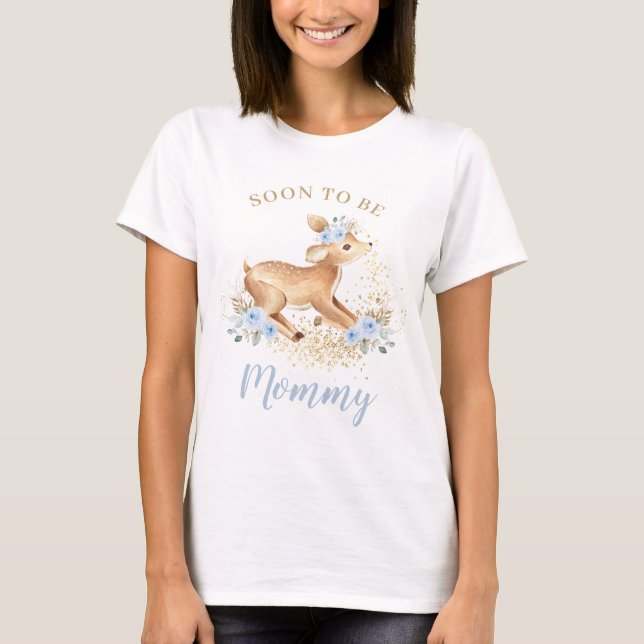 Whimsical Sweet Deer Blue Floral Bald zu Mami T-Shirt (Vorderseite)
