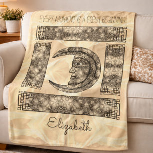 Whimsical Vintag Graphics mit Moon Portrait Sherpadecke
