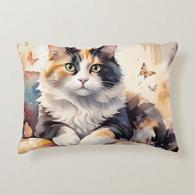Whimsical Watercolor Calico Cat and Butterfells Dekokissen (Vorderseite)