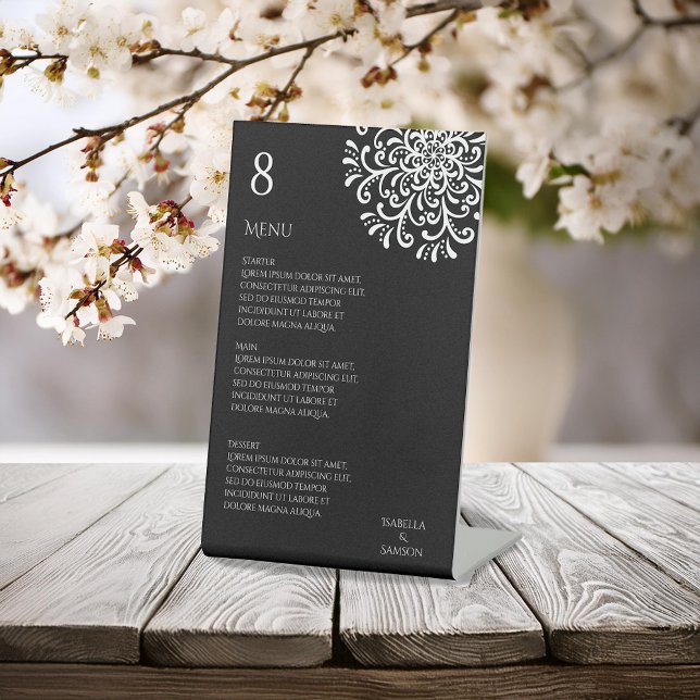 Whimsical White on Black Blüh Wedding Menu Sockelschild (Von Creator hochgeladen)