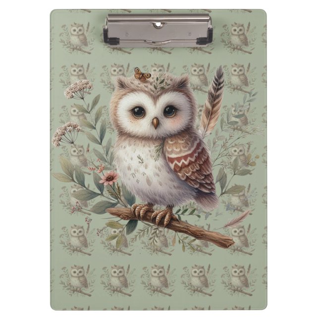 Whimsical Woodland Owl Botanical Illustration Klemmbrett (Vorderseite)