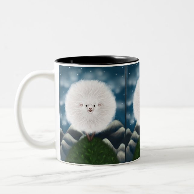 Whimsical Wooly: Alberne Super Fluffy Sheep auf de Zweifarbige Tasse (Links)