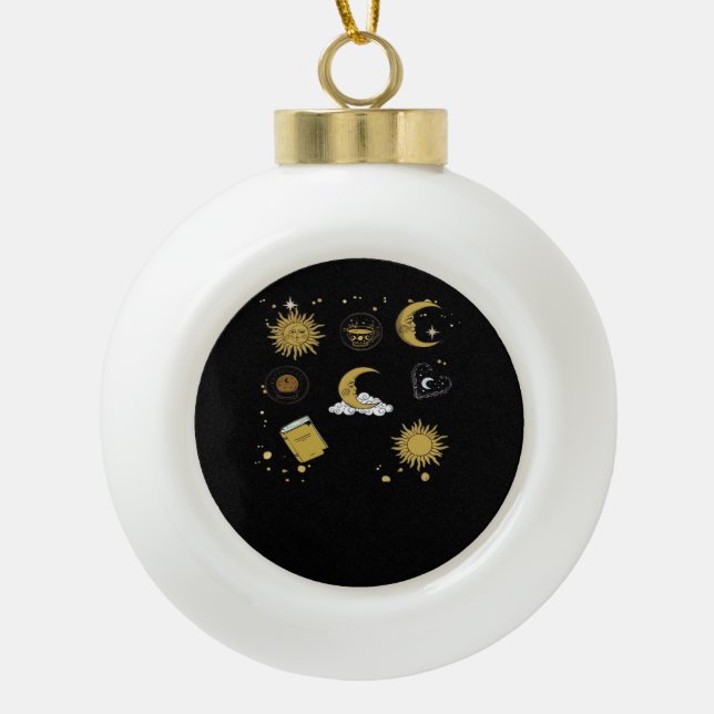 Whimsigoth Sun Moon Witchy Classic Keramik Kugel-Ornament (Vorderseite)