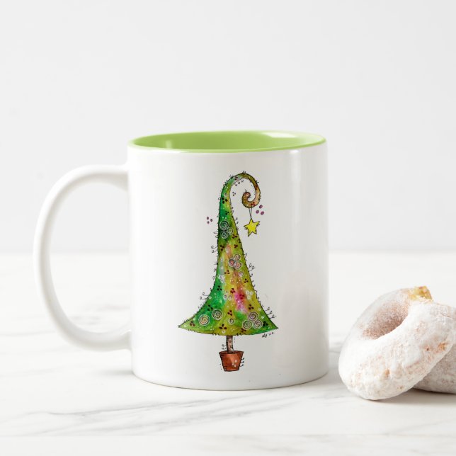 Whimsikaler Weihnachtsbaum Zweifarbige Tasse (Mit Donut)