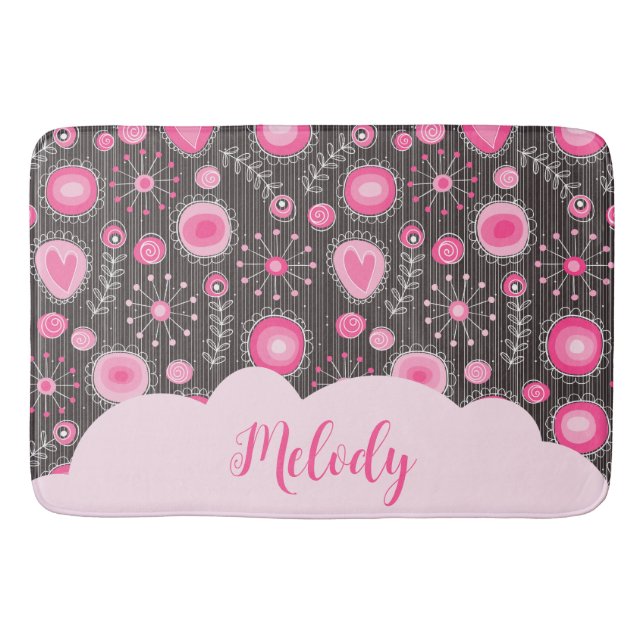 Whimsikalrosa graue Herzen und Blume Blumenname Badematte (Vorderseite)
