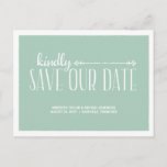 Whimsikum rustikal Save the Date Ankündigungspostkarte<br><div class="desc">Diese charmante,  landeschic Save the Date Postkarte enthält den Text "Bitte rett unser Datum" in zwei skurrilen Schriftart. Der hübsche grüne Hintergrund und der handgezeichnet weiße Rand verleihen der Karte einen ganz besonderen Charme.</div>