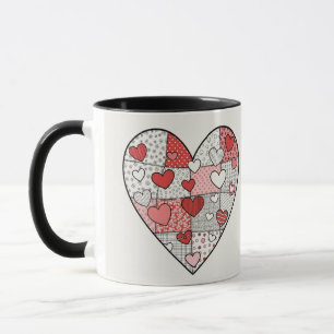 Whimsische rote und rosa Patchwork-Herz-Collage-Ku Tasse