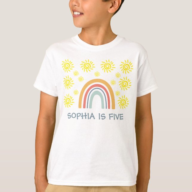 Whimsischer Boho-Regenbogen und Sonne 5. Geburtsta T-Shirt (Vorderseite)