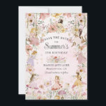 Whimsischer Fairies Geburtstagsblumengarten Wiese Save The Date<br><div class="desc">Personalisieren Sie diese skurrile Save the Date einfach und schnell. Klicken Sie einfach auf die Schaltfläche Bearbeiten mit Entwurfswerkzeugen, um den Text zu bearbeiten, Schriftart und Schriftart zu ändern. Mit handgezeichnet Feen in Aquarellfarbe in einer verzauberten Wildblume Wiese. Matching-Elemente im Speicher verfügbar. Alle Texte sind editierbar! c) Somerset Fine Paperie...</div>