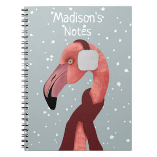 Whimsischer, gemütlicher Winter Flamingo mit Scarf Notizblock