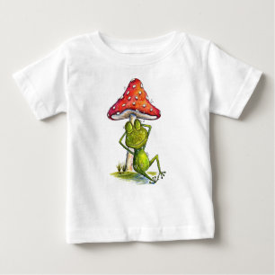 Whimsischer Schlaffrosch unter einem Pilz Baby T-shirt