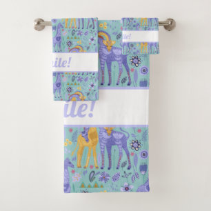 Whimsisches Lila Aquamarines Giraffenmuster Badhandtuch Set