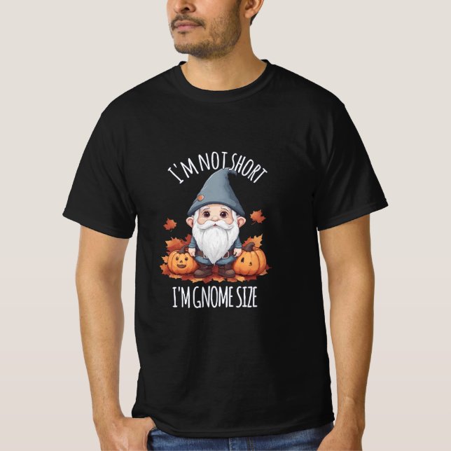 Whimsisches Niedliches Gnome im Herbst T-Shirt (Vorderseite)