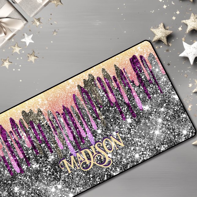 Whimsisches Rosa lila Glitzer Gold Tropfen Monogra Schreibtischunterlage (Von Creator hochgeladen)